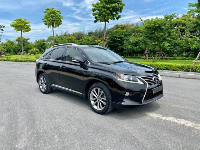 Bán xe Lexus RX 350 động cơ V6 3.5L, màu đen nội thất kem, model 2015, full options, bảo dưỡng hãng