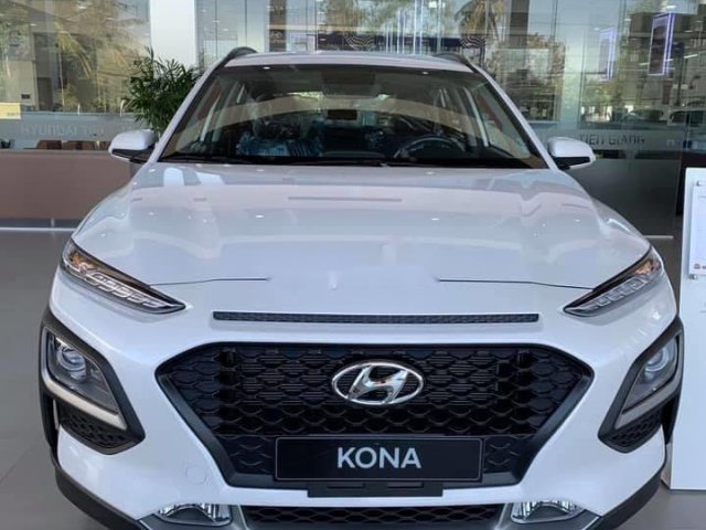 Bán Hyundai Kona sản xuất năm 2019, màu trắng. Ưu đãi hấp dẫn