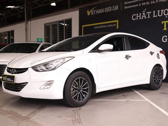 Bán Hyundai Elantra GLS 1.8MT sản xuất năm 2013, nhập khẩu nguyên chiếc còn mới, giá tốt