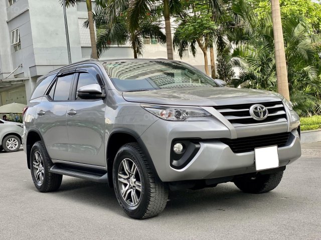 Toyota Fortuner 2019 số sàn biển đẹp Hà Nội0