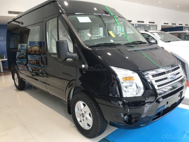 Cần bán xe Ford Transit năm 2020, giá cực tốt, sẵn xe đủ màu, giao toàn quốc, hỗ trợ vay cao, chỉ cần 200 triệu lăn bánh