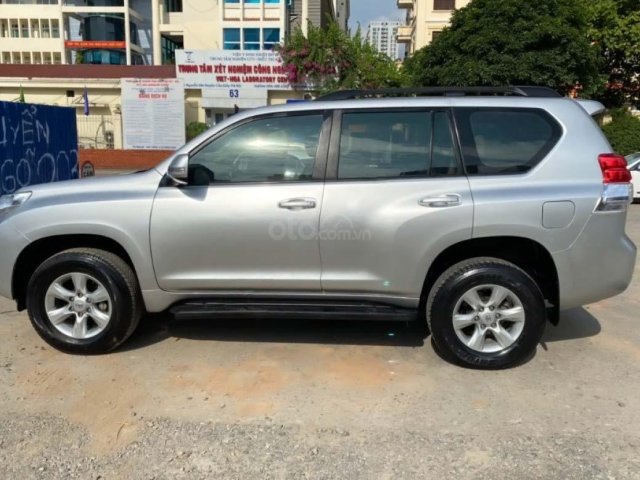 Cần bán lại xe Toyota Prado TXL 2.7L đời 2011, màu bạc, xe nhập  