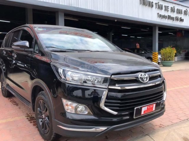 Cần bán lại xe Toyota Innova sản xuất năm 2018, màu đen còn mới