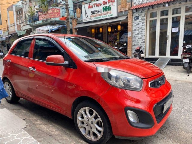 Cần bán xe Kia Picanto sản xuất năm 2013, màu đỏ, số tự động0