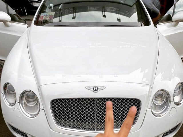 Cần bán xe Bentley Continental năm 2006, màu trắng, nhập khẩu0