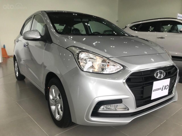 Hỗ trợ gia xe nhanh toàn quốc với chiếc Hyundai Grand i10 sedan AT, đời 2020, giao nhanh0