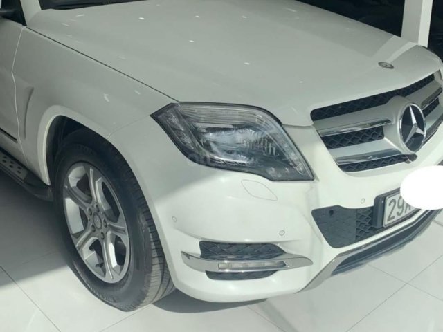 Bán ô tô Mercedes GLK300 4Matic đời 2012, màu trắng còn mới