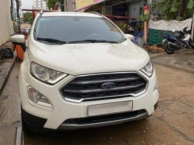 Cần bán lại xe Ford EcoSport đời 2018, màu trắng, 610 triệu