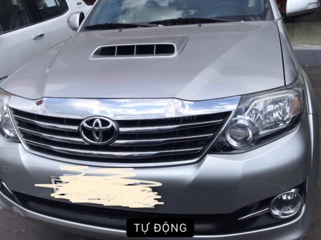 Bán xe Toyota Fortuner 2015, màu xám, nhập khẩu, giá chỉ 680 triệu0