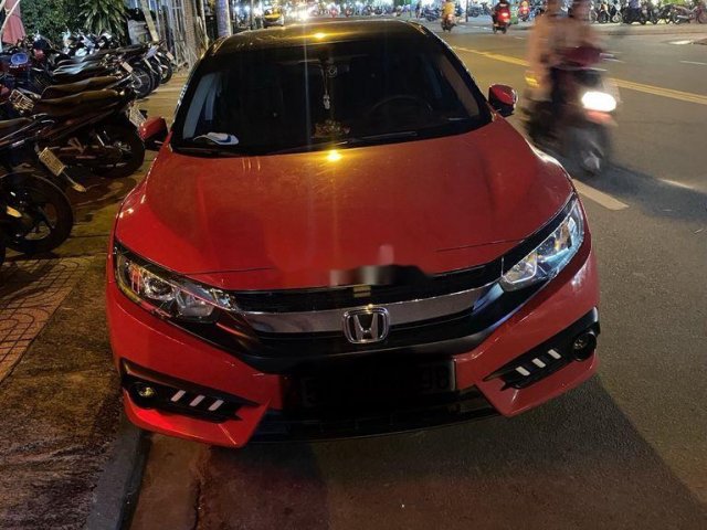 Bán Honda Civic 1.8E sản xuất 2018, xe nhập, chính chủ  