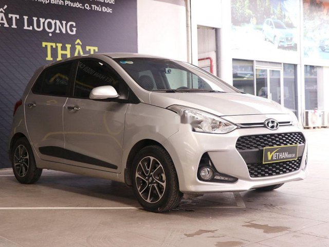 Bán ô tô Hyundai Grand i10 1.2MT 2018, màu bạc, 336tr