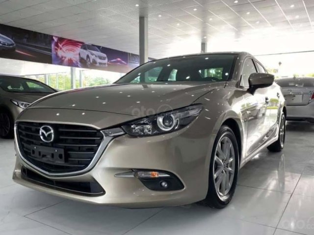 Bán Mazda 3 1.5 AT 2018, màu nâu vàng, phanh tay điện tử0