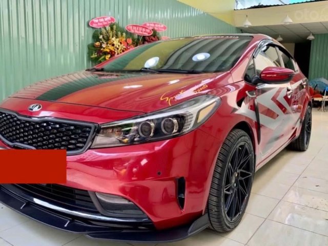 Cần bán gấp Kia Cerato 1.6 AT 2018, màu đỏ còn mới