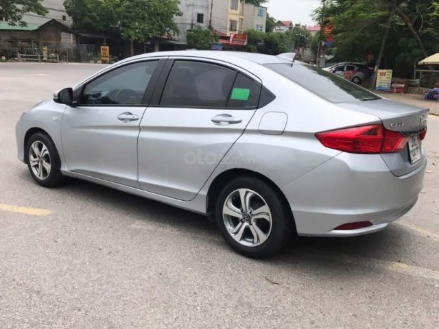 Cần bán lại xe Honda City 1.5 MT đời 2017, màu bạc