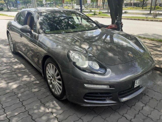 Cần bán Porsche Panamera sản xuất 2014, màu xám, nhập khẩu0