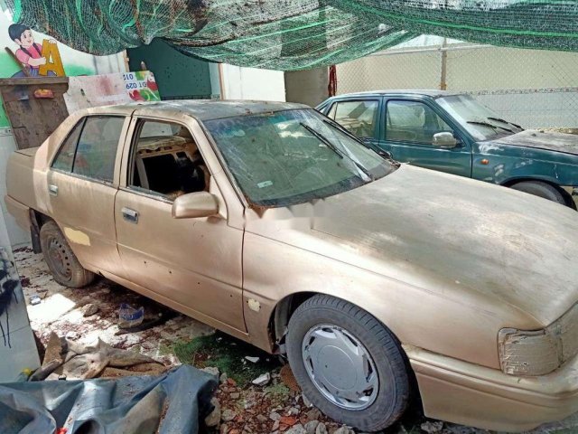 Bán Hyundai Sonata 1990, màu vàng cát, xe nhập