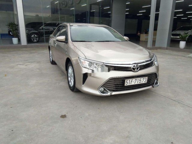 Cần bán gấp Toyota Camry năm sản xuất 2016, nhập khẩu 0