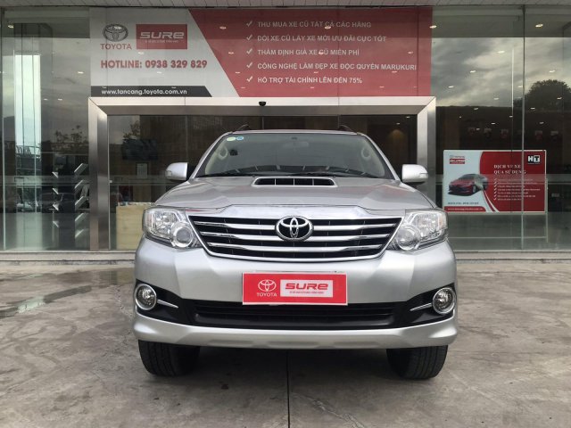 Cần bán Toyota Fortuner 2.5G MT dầu, màu bạc BS TP. HCM cá nhân - xem xe thương lượng giá tốt0