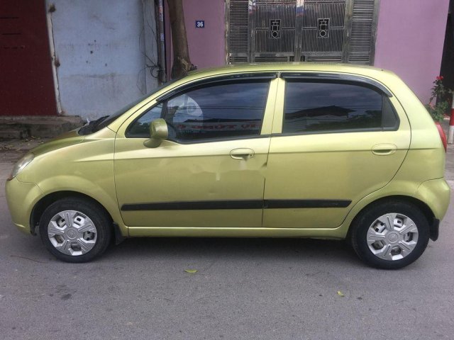 Cần bán gấp Chevrolet Spark năm sản xuất 2009 còn mới giá cạnh tranh0