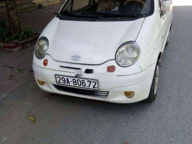 Gia đình bán Daewoo Matiz SE đời 2005, màu trắng