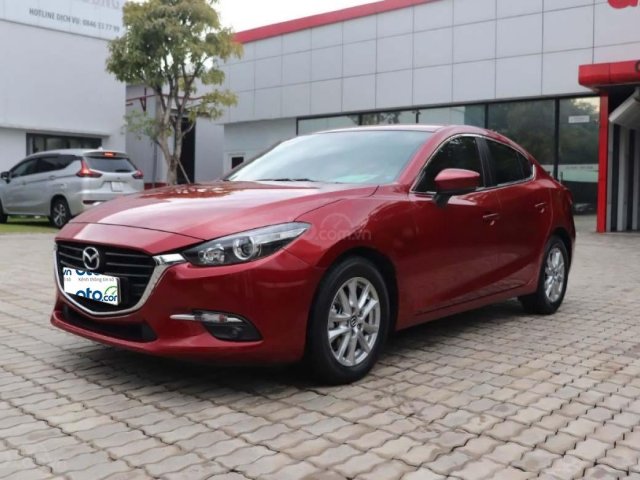 Cần bán gấp Mazda 3 sản xuất 2017, màu đỏ còn mới, giá 579tr