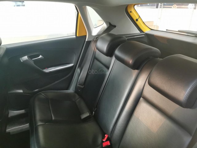 (Có video thực tế) Polo độ màu độc - Vàng trẻ trung - xe đức lướt Polo Hatchback mới 99% bảo hành chính hãng5