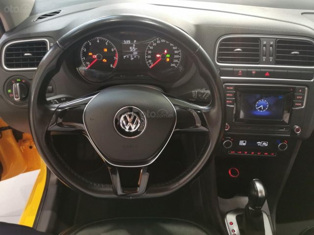 (Có video thực tế) Polo độ màu độc - Vàng trẻ trung - xe đức lướt Polo Hatchback mới 99% bảo hành chính hãng7