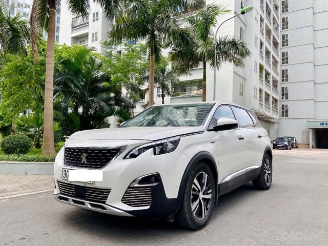 Bán xe Peugeot 5008 năm sản xuất 2019, màu trắng