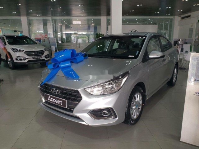 Bán xe Hyundai Accent MT đời 2020, màu bạc0