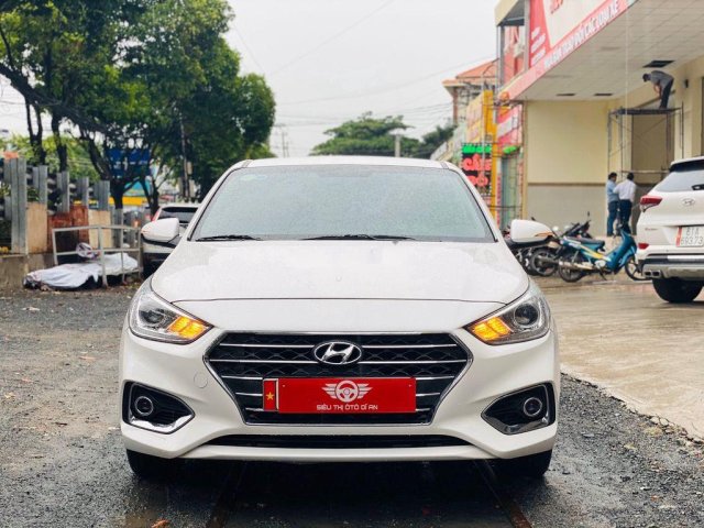 Bán Hyundai Accent sản xuất năm 2019, màu trắng giá cạnh tranh0