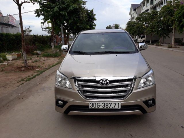 Bán Toyota Innova 2.0 E đời 2014, nhập khẩu xe gia đình0