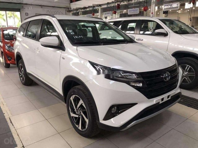 Bán xe Toyota Rush sản xuất năm 2020, màu trắng, số tự động, 668 triệu