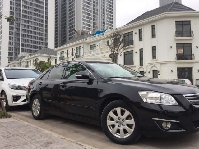 Cần bán Toyota Camry sản xuất năm 2008, màu đen còn mới