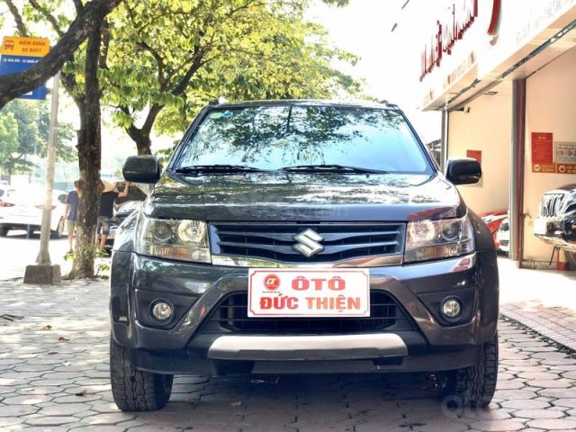 Suzuki Vitara 2.0 2014, màu xám0