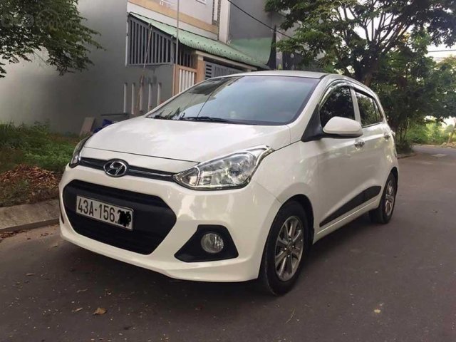 Cần bán Hyundai Grand i10 2015, màu trắng, nhập khẩu  