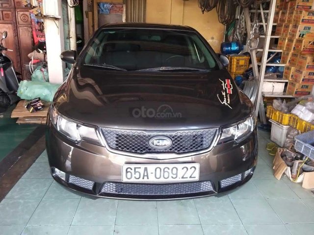 Cần bán gấp Kia Cerato AT sản xuất 2009, màu nâu, nhập khẩu Hàn Quốc