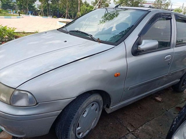 Cần bán Fiat Siena năm 2003, xe nhập còn mới0