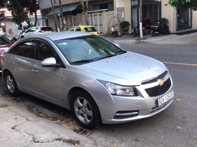 Cần bán lại xe Chevrolet Cruze sản xuất 2011, giá chỉ 240 triệu