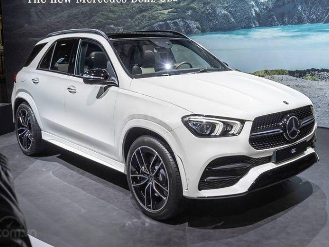 Sở hữu ngay chiếc Mercedes GLE nhâp khẩu vô cùng sang trọng với nhiều công nghệ hiện đại0