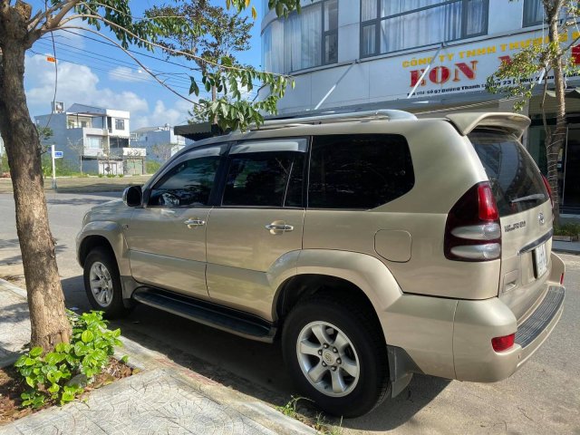 Bán Toyota Land Cruiser đời 2006, màu vàng cát, máy dầu