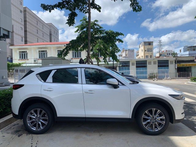 Mazda CX-8 999.000.000đ trả trước chỉ 297.000.000đ lấy xe ngay - thủ tục ngân hàng đơn giản nhanh gọn
0