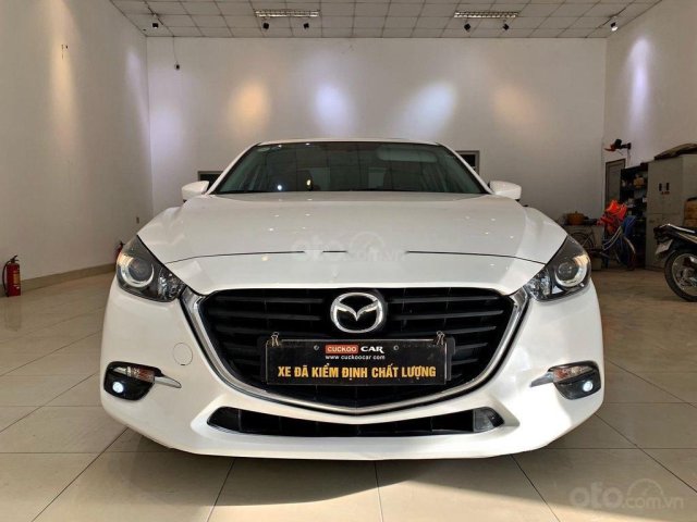 Cần bán lại xe Mazda 3 Luxury 1.5AT năm sản xuất 2019, màu trắng