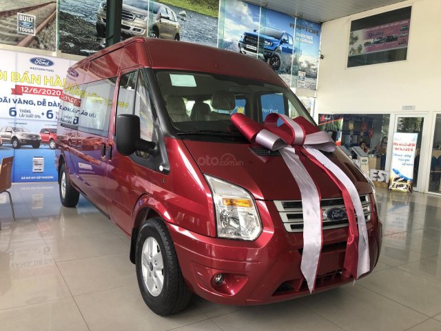 Cần bán Ford Transit đời 2019, 1 xe màu đỏ duy nhất mới 100%0