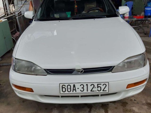 Bán Toyota Camry đời 1995, màu trắng, nhập khẩu nguyên chiếc0