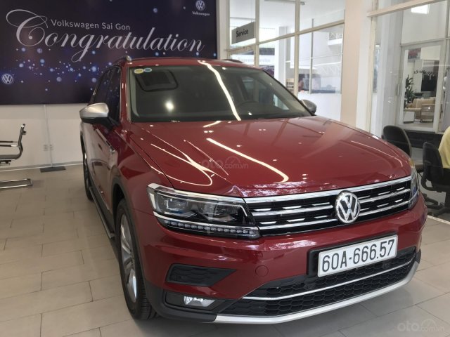 Tiguan Luxury S model 2020 giảm giá trực tiếp 30 triệu tiền mặt + kèm gói quà tặng phụ kiện cao cấp0