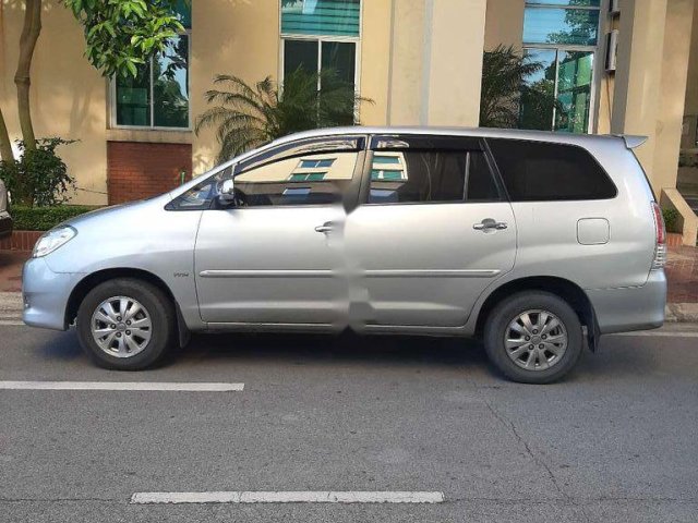 Bán Toyota Innova năm 2010 còn mới giá cạnh tranh0