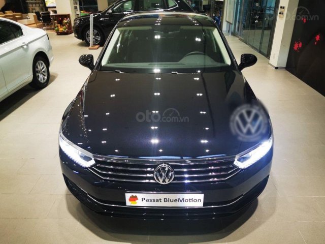 Passat Bluemotion Comfort xe Đức giá cực mềm - sang trọng không đụng hàng, liên hệ Mr Hùng Lâm để mua xe giá tốt