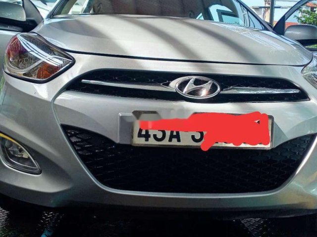 Bán xe Hyundai Grand i10 2011, màu bạc, nhập khẩu 