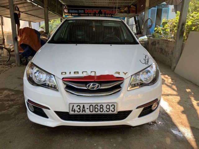 Cần bán gấp Hyundai Avante MT năm sản xuất 2011, màu trắng, nhập khẩu số sàn, 275 triệu0