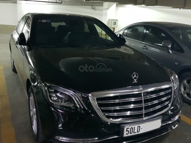 Bán Mercedes S450L vin 2018 - 21.000km - đen nội thất đen